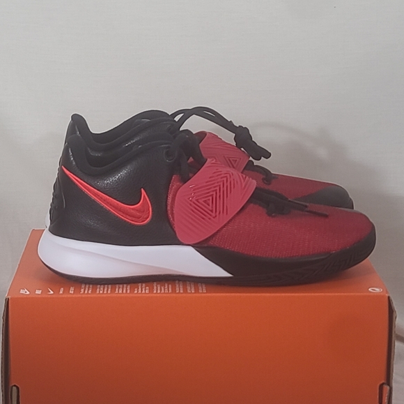 Kyrie fly trap 3 GS red - Picture 1 of 8